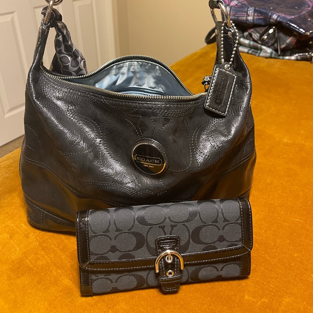 Coach purse with wallet
